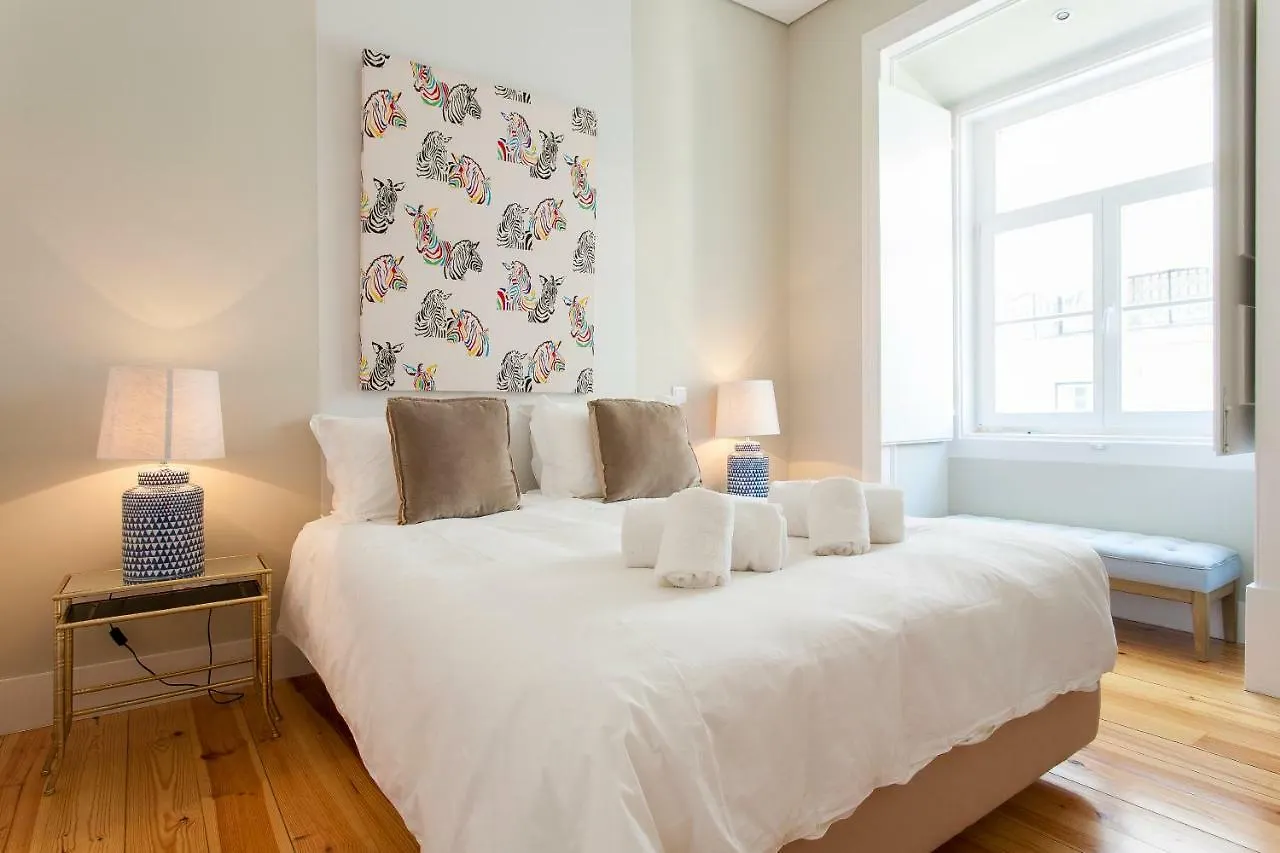Joivy Deluxe 3Br Apt With Workspace By Figueira Sq And Rossio Subway Lisboa Daire